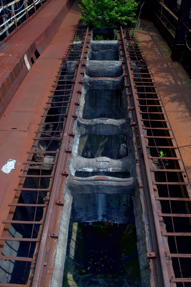 Illustration for article titled Steel Stacks
